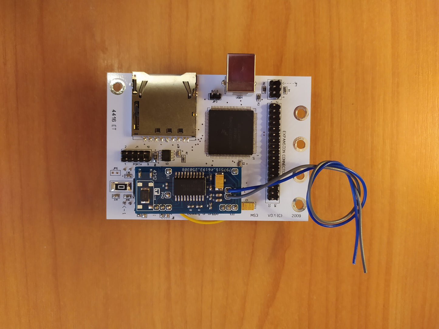 Megasquirt 3 daughter board with knock control unit.